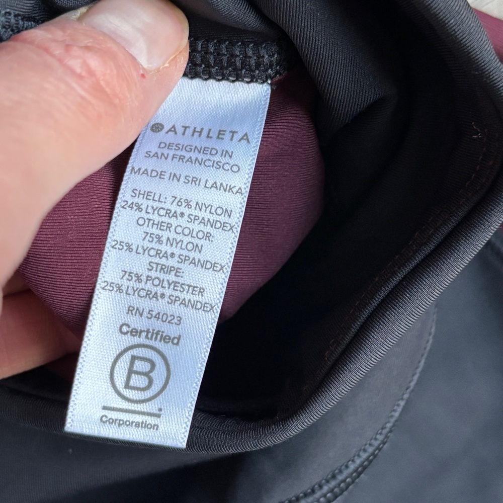 Athleta Crunch Colorblock 7/8 Length Tight Leggings Supersonic Black Burgundy S - Picture 6 of 13